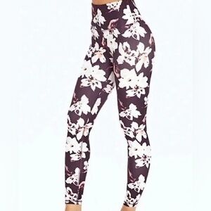 Women's (s) high rise ankle legging with tummy control. Pressing waist area